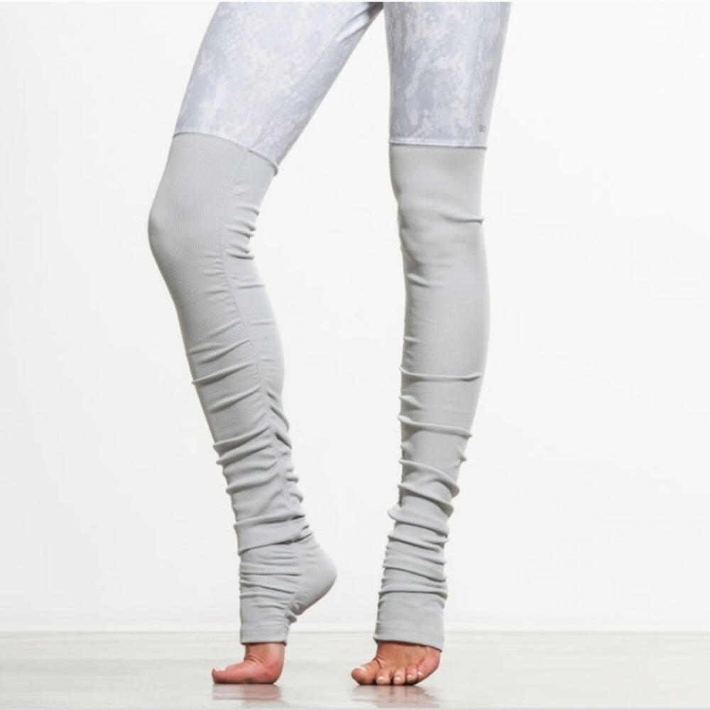 ALO Goddess python-print leggings size L